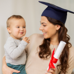 5 Helpful Tips for Single Moms Going Back to School