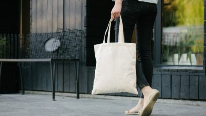Reasons To Use a Tote Bag Instead of a Purse