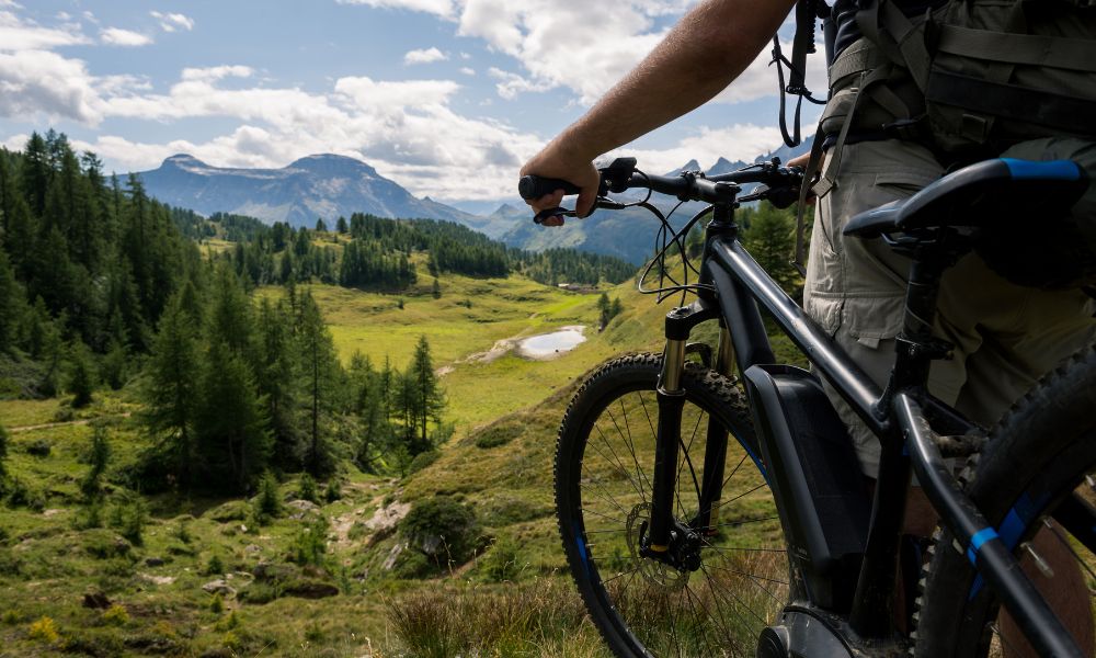 Ways Electric Bikes Are Solving Global Warming