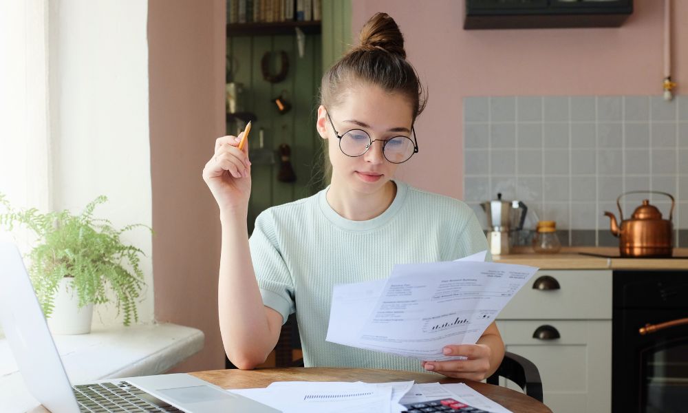 Adulting 101: Which Documents Should You Keep?